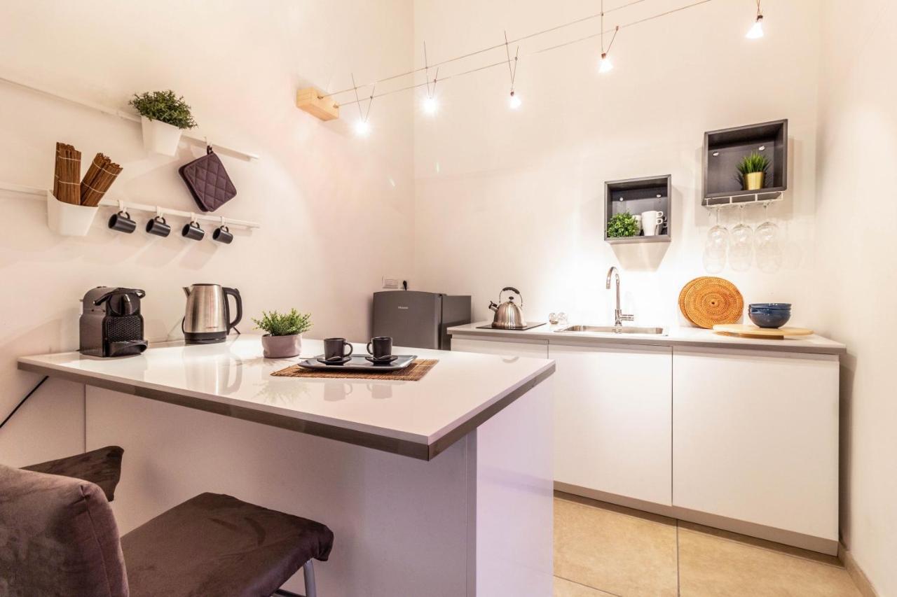 Dama Sicilian Luxury Home & Spa Giarre Bagian luar foto
