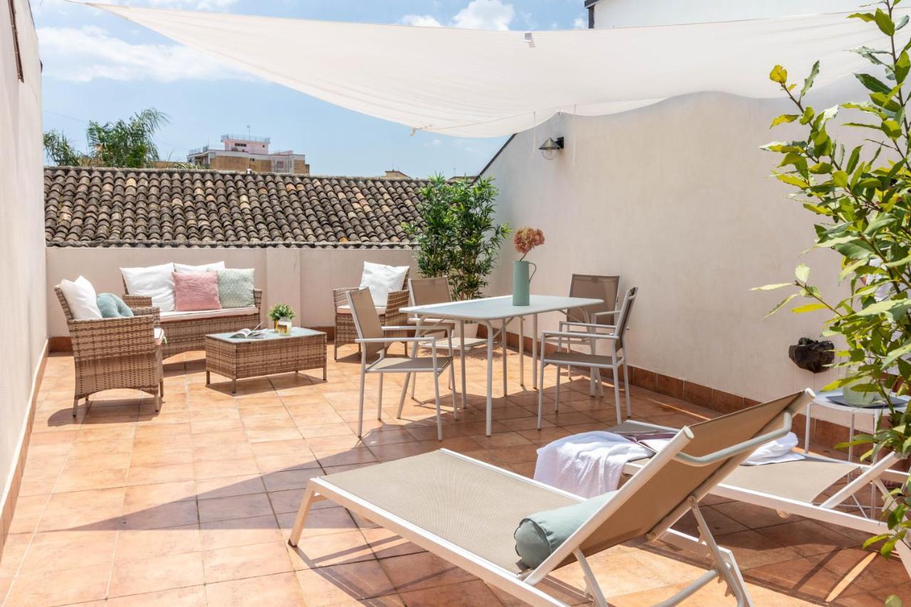 Dama Sicilian Luxury Home & Spa Giarre Bagian luar foto