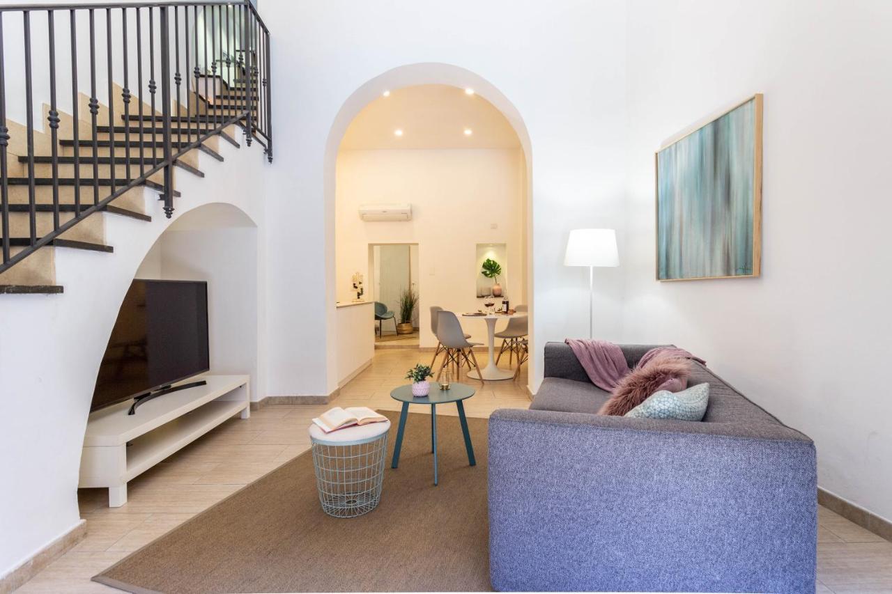 Dama Sicilian Luxury Home & Spa Giarre Bagian luar foto